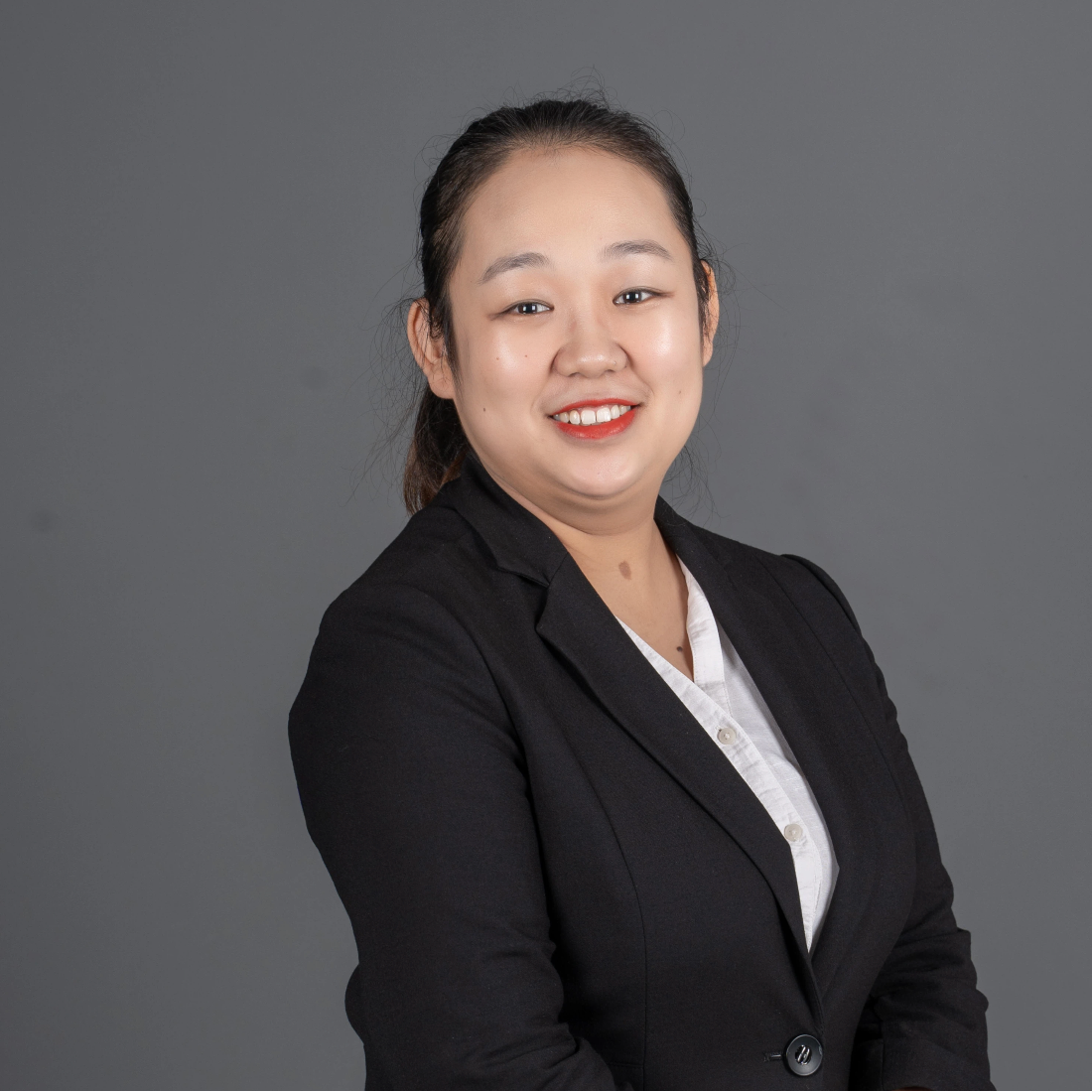 Linda Shi 时丽丽
