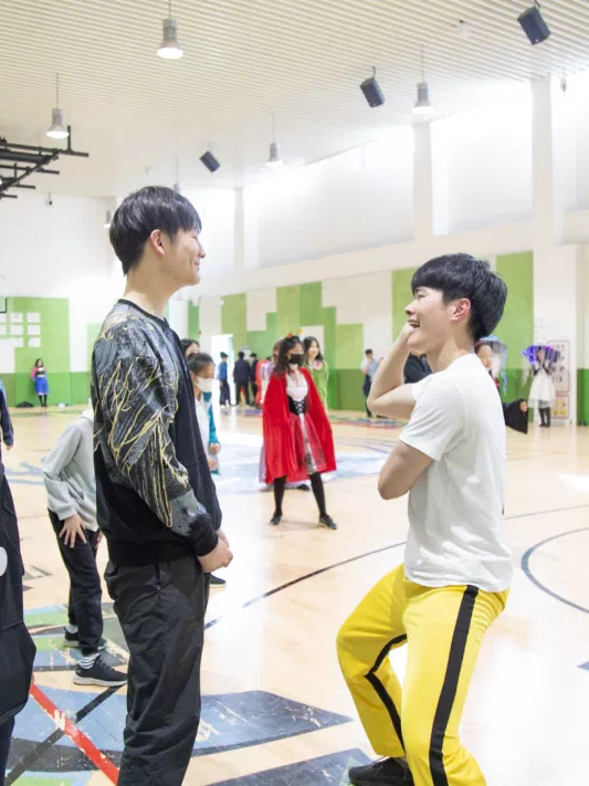 1061636435345_.pic_hd