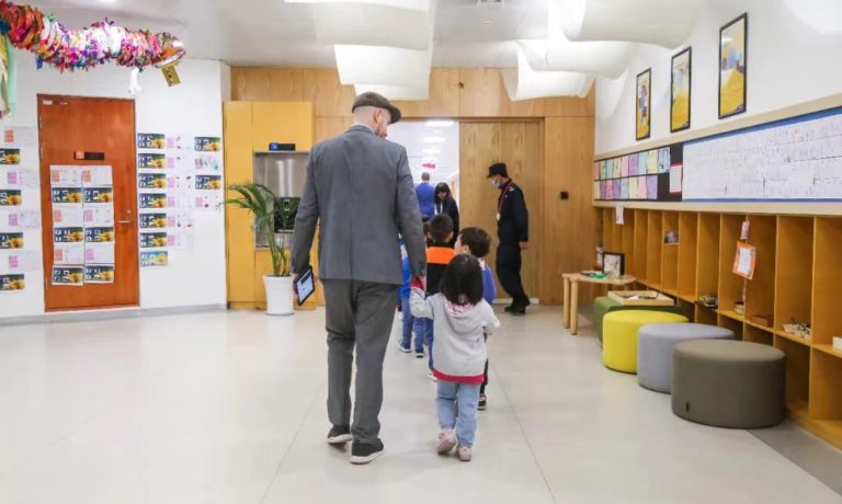 54aeccdf1ac0824782a2c6bb3deb306