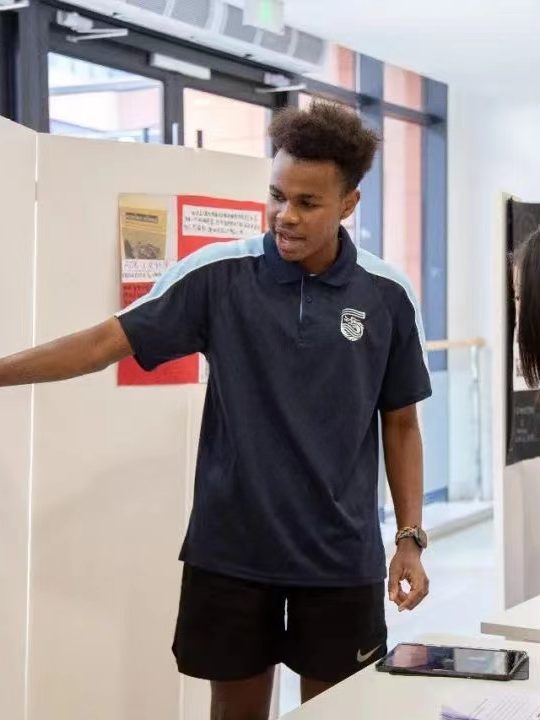 92d37796db2b519142564d00d1fd091