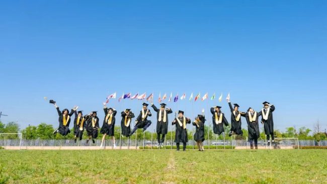 2748b6629460bef488f8440a2df94f0